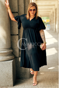 Schwarzes Kleid Carolina – Wickelausschnitt & Taillenbindung