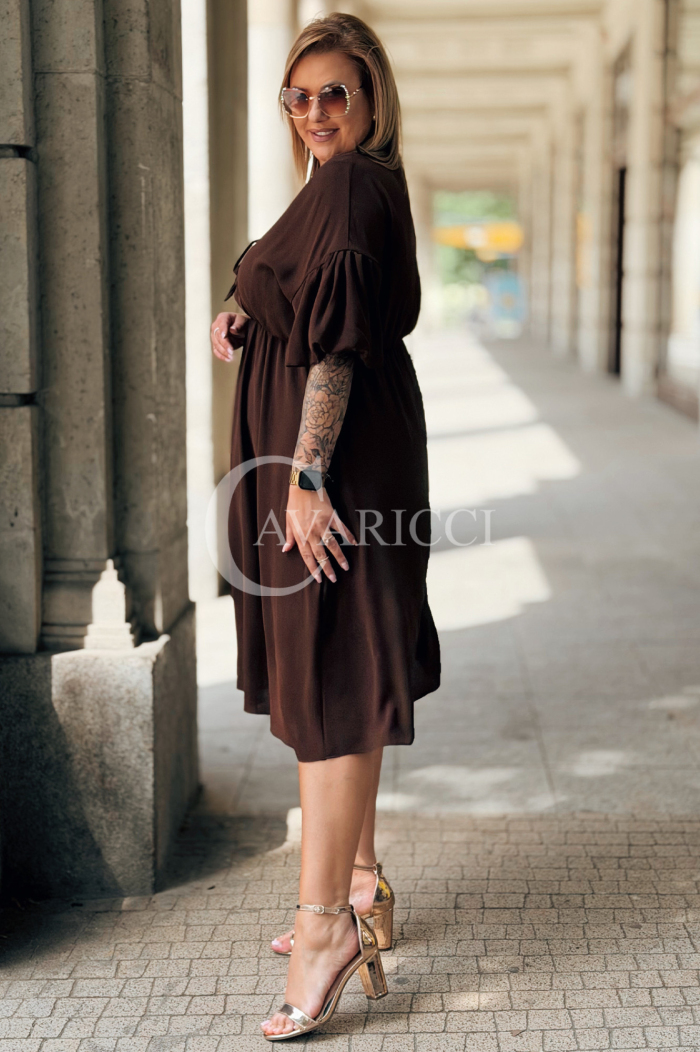 Savina Kleid Schokolade – Plus Size mit Rüschen