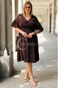 Savina Kleid Schokolade – Plus Size mit Rüschen