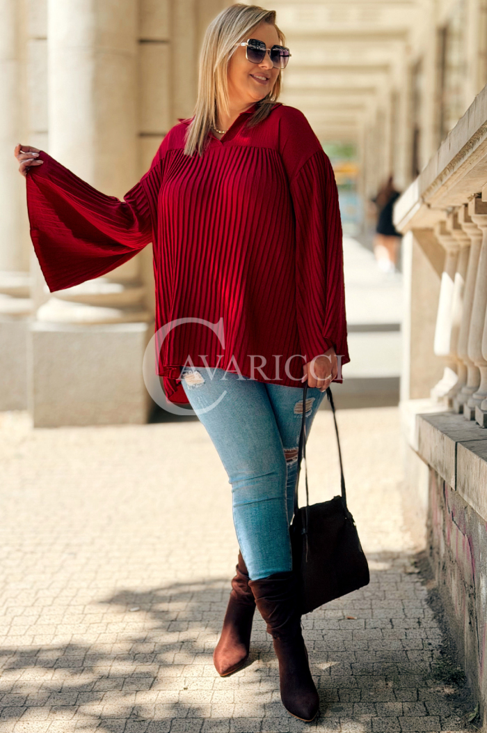 Mathilda Bluse – Plissierte Hemdbluse in Weinrot | Elegant