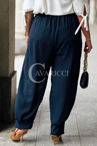 Marineblaue Hose ZENTA – Locker mit Gummibund und Taschen