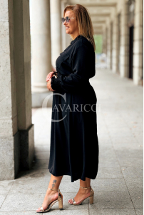 Schwarzes Plus-Size-Kleid GRETA mit Goldknöpfen | Midi
