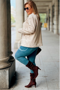 INGRID Zamszowa Marynarka Plus Size – Elegancja Beż