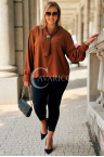 FALKENA Elegante Bluse mit Schleifenkrawatte und langen Ärmeln in Karamellfarbe