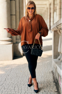 FALKENA Elegante Bluse mit Schleife in Karamell | 89 zł