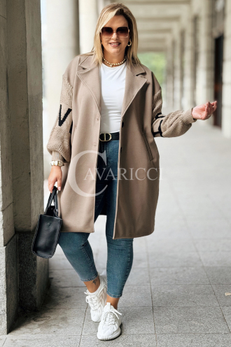 MARLENE Flauschjacke mit Strickärmeln in Fango – Elegant