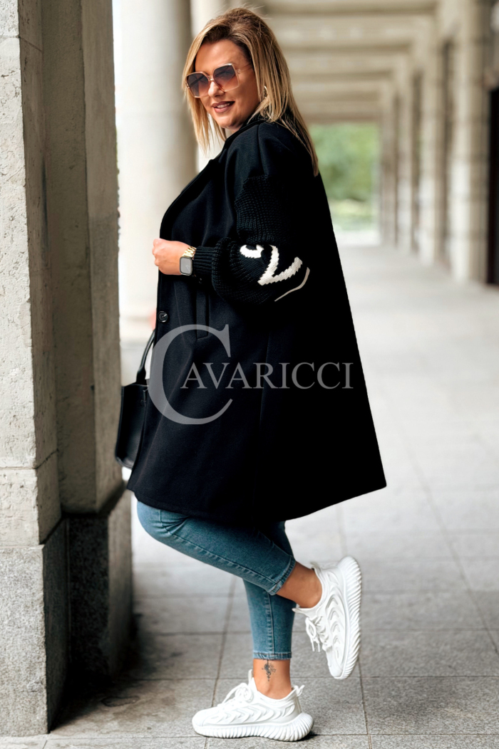 MARLENE Flauschmantel in Schwarz mit Taschen | Eleganz