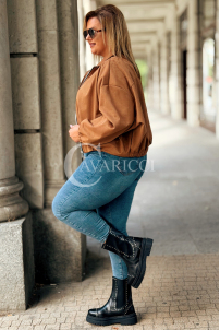 SABINE Kurze Wildlederjacke Karamell mit Bund | 119 zł
