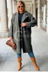ERIKA Eleganter Bouclé-Mantel mit Knöpfen und Taschen in Khaki