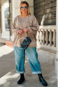Antonia Damen-Sweatshirt mit Brosche in Fango | Basic