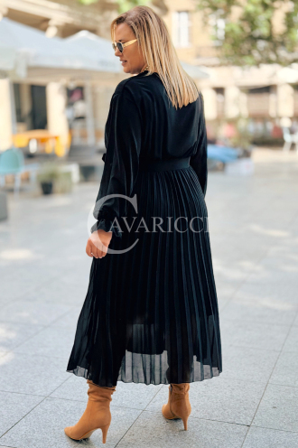 KORNELIA Plissee-Kleid mit langen Ärmeln | Plus Size Schwarz