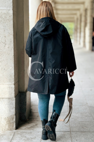 Schwarze Parka SALLY mit Kapuze & Aufgerolltem Ärmel