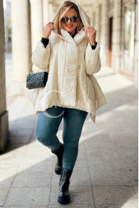 DAISY Gesteppte Kapuzenjacke in Ecru – Warm und Modisch
