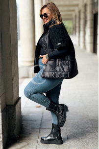Schwarze Steppweste Plus Size mit Strickärmeln & Taschen