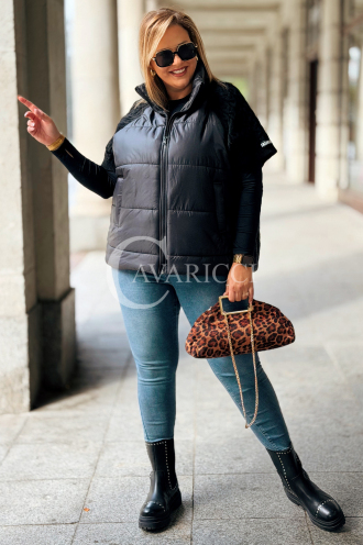 Schwarze Steppweste Plus Size mit Strickärmeln & Taschen