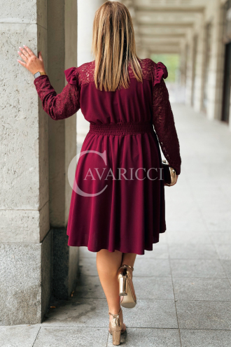 LARA Elegantes Plus-Size-Kleid mit Spitze in Bordeaux