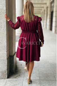 LARA Elegantes Plus-Size-Kleid mit Spitze in Bordeaux