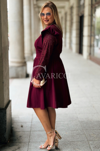 LARA Elegantes Plus-Size-Kleid mit Spitze in Bordeaux