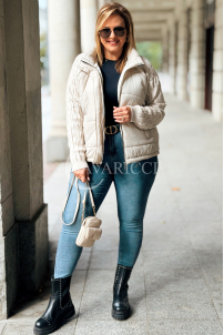 IRMINA Gesteppte Übergröße-Jacke mit Strickärmeln | Beige