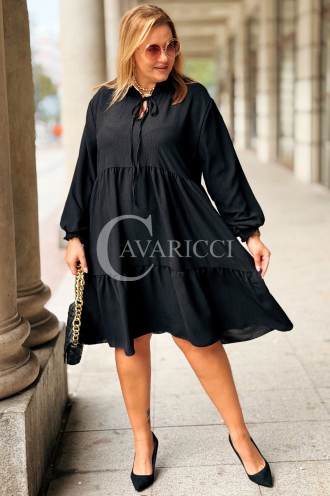 BERENIKE Plussize-Kleid mit Nackenband – Schwarz & Feminin