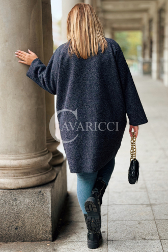 CASSANDRA Mantel Plus Size – Elegant & Weich in Marineblau