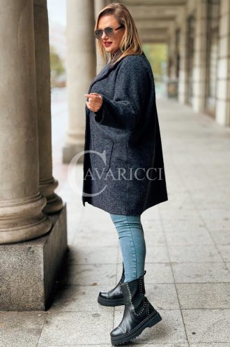CASSANDRA Mantel Plus Size – Elegant & Weich in Marineblau