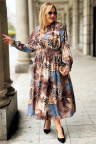 CAMILLA Maxi-Kleid in Übergröße mit Stehkragen und Gummizug in der Taille in Schokoladenbraun