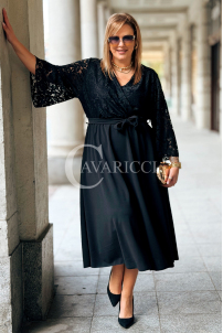 LILIANA Langes Spitzenkleid in Übergröße – Elegant & Feminin