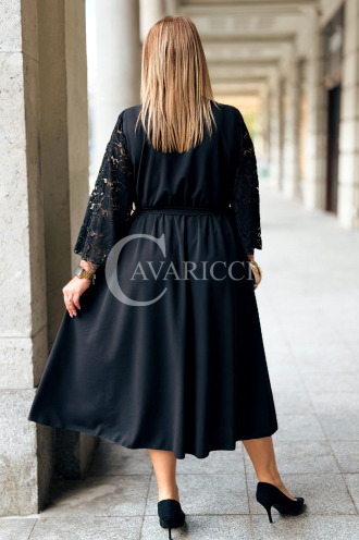 LILIANA Langes Spitzenkleid in Übergröße – Elegant & Feminin