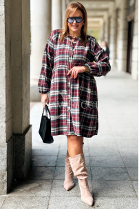 Kariertes Hemdkleid in Übergröße – Stilvoll & Bequem