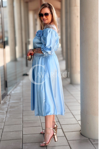SENNA Kleid in Hellblau – Große Größen | Cavaricci.de