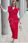 Isabella Premium Set – Weste mit Rose und Hose in Rot