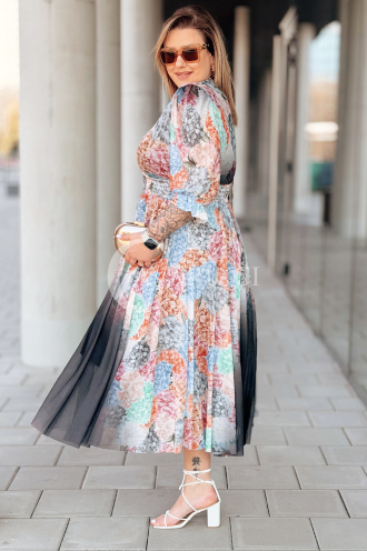 Kleid in Schwarz – Große Größen | Cavaricci.de