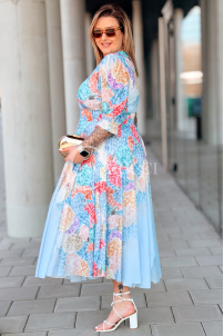 Kleid in Hellblau – Große Größen | Cavaricci.de