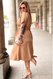 Kleid in Karamell – Große Größen | Cavaricci.de