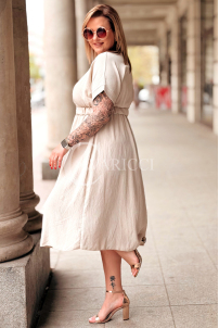 Kleid in Beige – Große Größen | Cavaricci.de