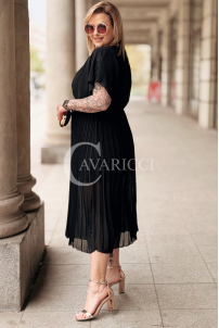 Kleid in Schwarz – Große Größen | Cavaricci.de