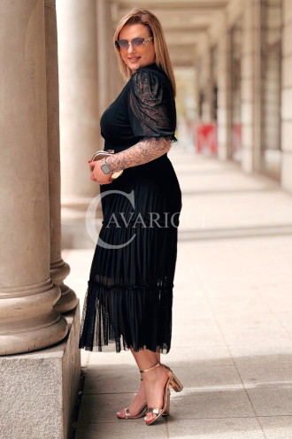 Kleid in Schwarz – Große Größen | Cavaricci.de