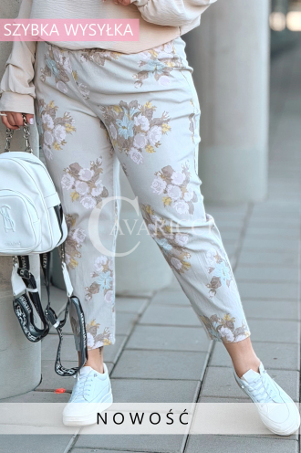 Hose in Beige – Große Größen | Cavaricci.de