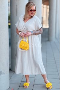 Kleid in Beige – Große Größen | Cavaricci.de