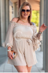 Geraffter Jumpsuit RACHELLA – Carmen-Ausschnitt und Luftige Shorts Farbe Beige