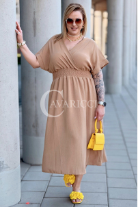 Kleid in Karamell – Große Größen | Cavaricci.de