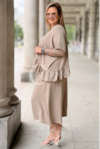 Jumpsuit in Taupe – Große Größen | Cavaricci.de