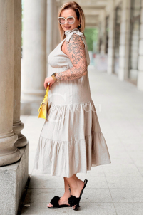 Kleid in Taupe – Große Größen | Cavaricci.de
