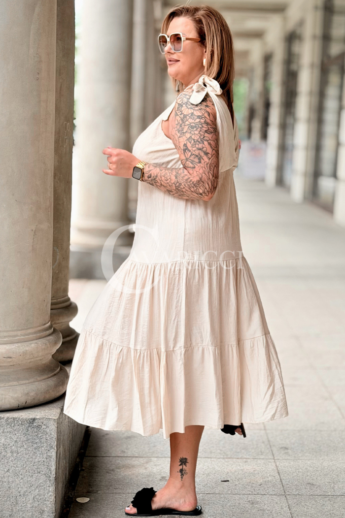 Kleid in Beige – Große Größen | Cavaricci.de