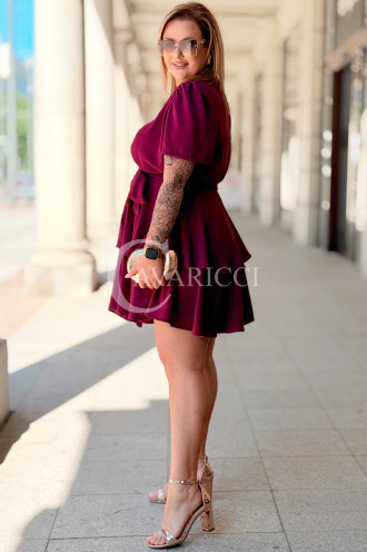Kleid FLAMINIA – Wickelausschnitt & Volant in Purpur