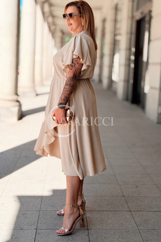 Kleid FIORELLA Beige – Asymmetrischer Saum & Wickelausschnitt