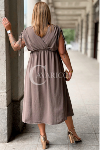 Kleid TUNIA Fango – Sommerkleid mit Rose & Wickelausschnitt