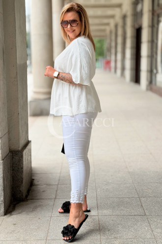 Bluse BARBARA Ecru – Plus Size mit Wickelausschnitt
