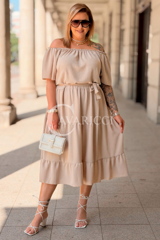 Sommerkleid ALTEA – Schulterfrei mit Volant in Beige